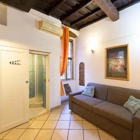 Justacasa Scala Trastevere