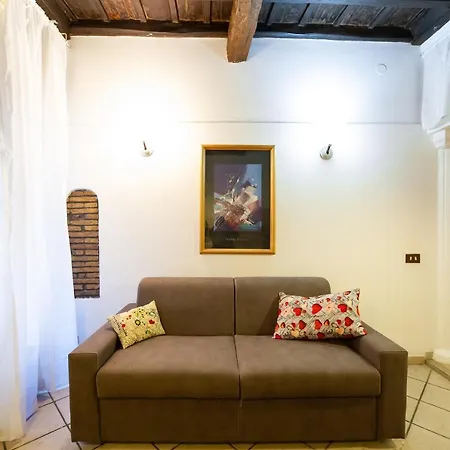 Justacasa Scala Trastevere *